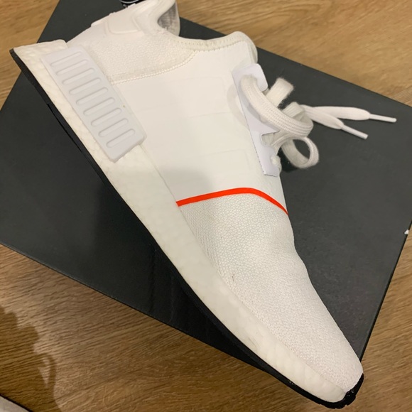 Adidas NMD R1 - Picture 4 of 6